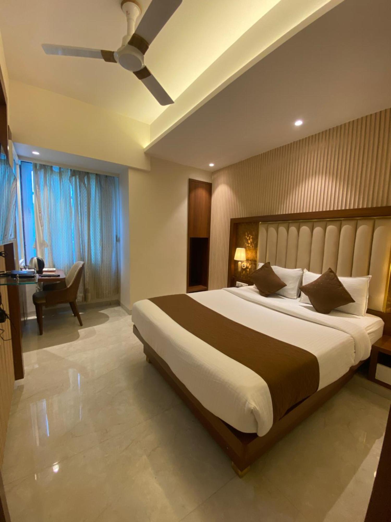 Hotel Czar Inn - Vashi 纳威孟买 外观 照片