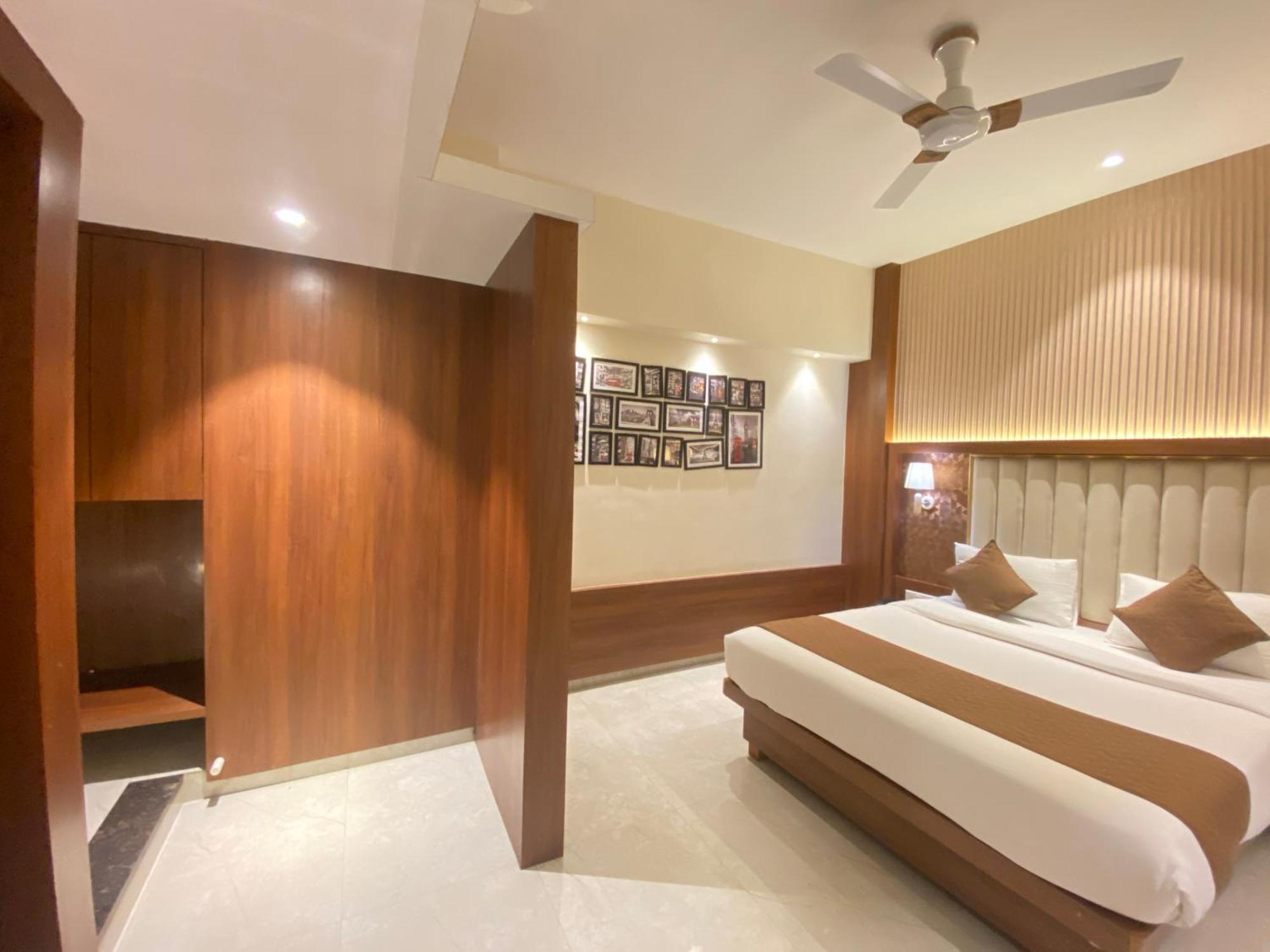Hotel Czar Inn - Vashi 纳威孟买 外观 照片