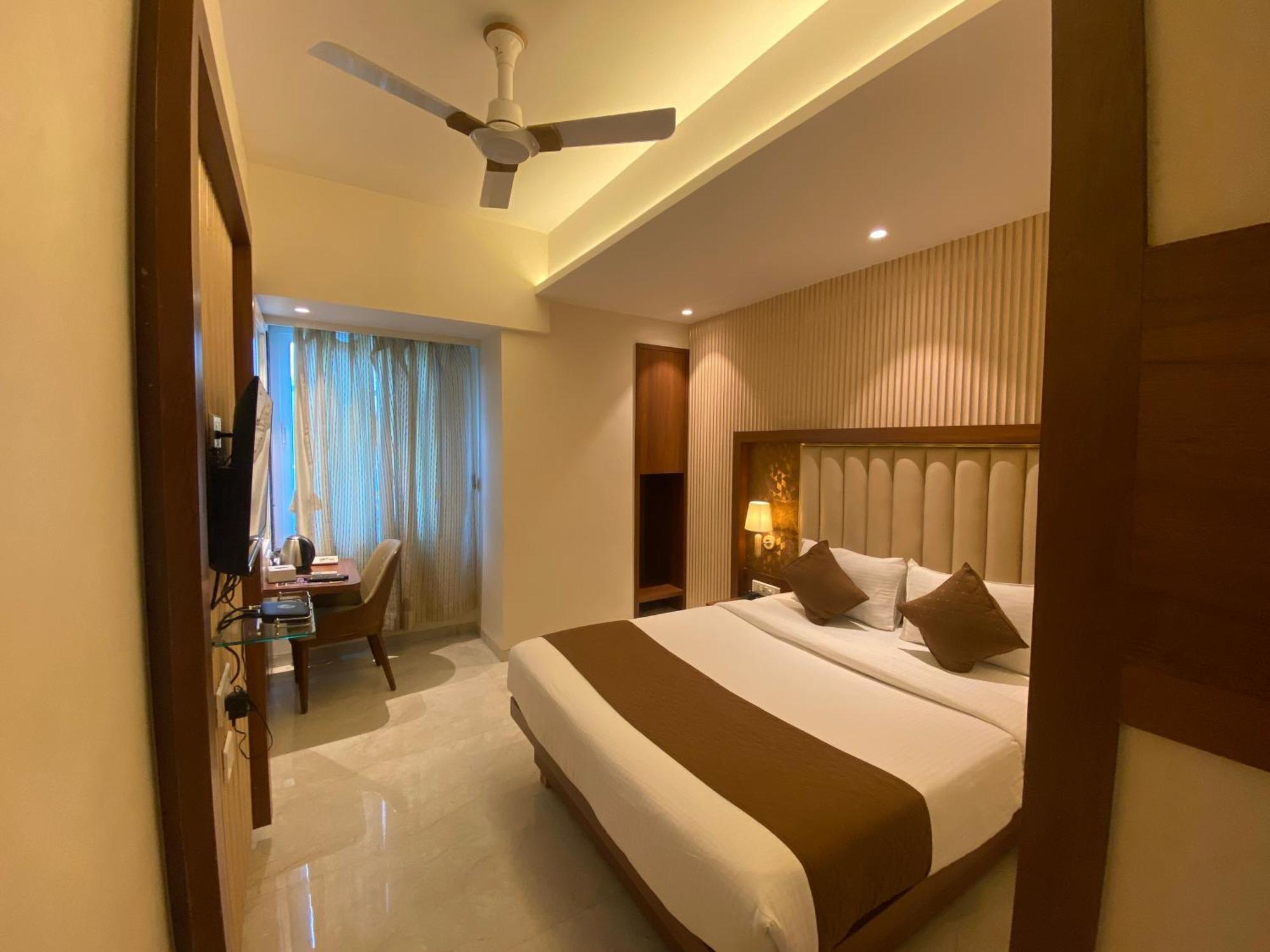Hotel Czar Inn - Vashi 纳威孟买 外观 照片