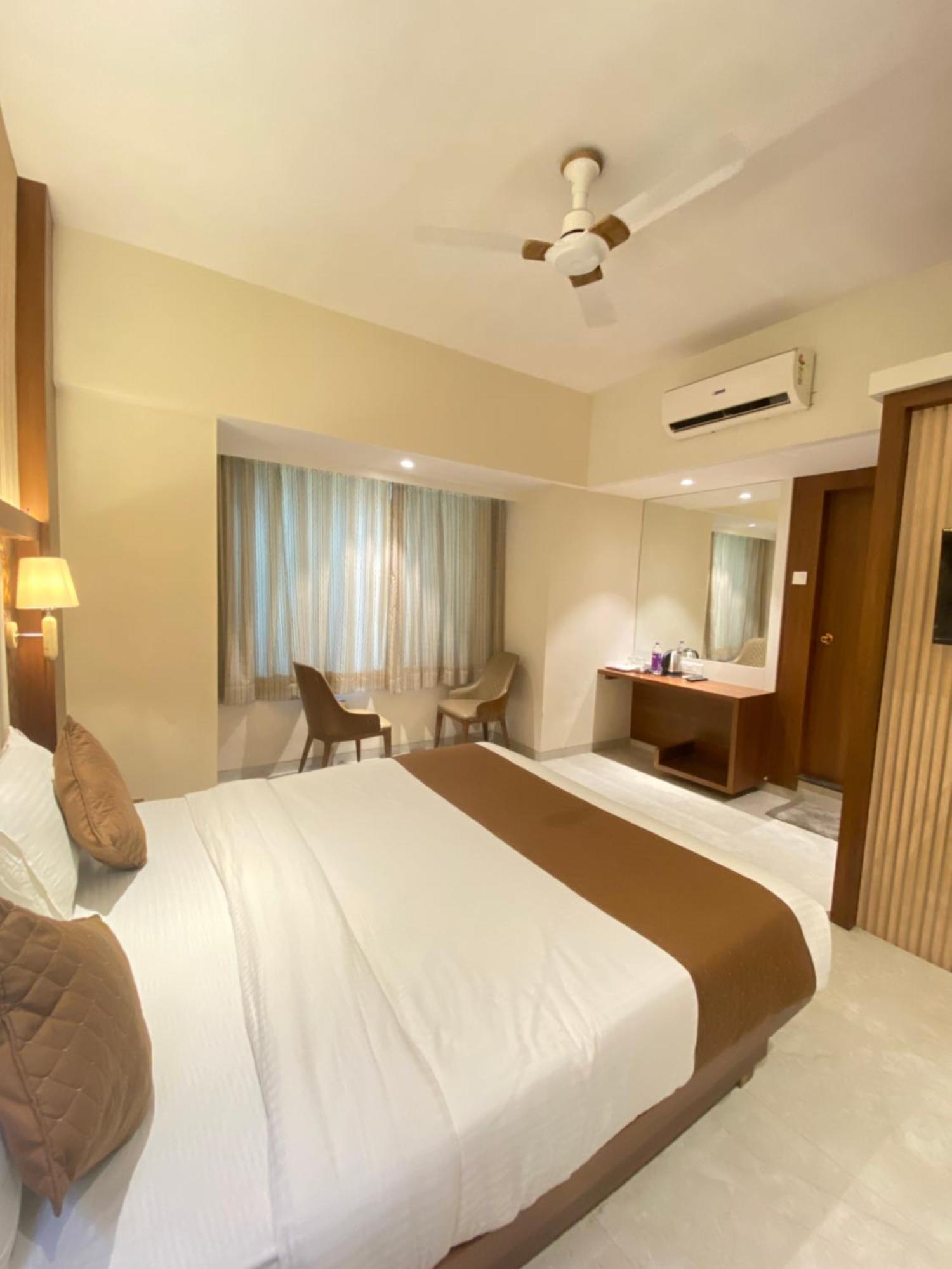 Hotel Czar Inn - Vashi 纳威孟买 外观 照片