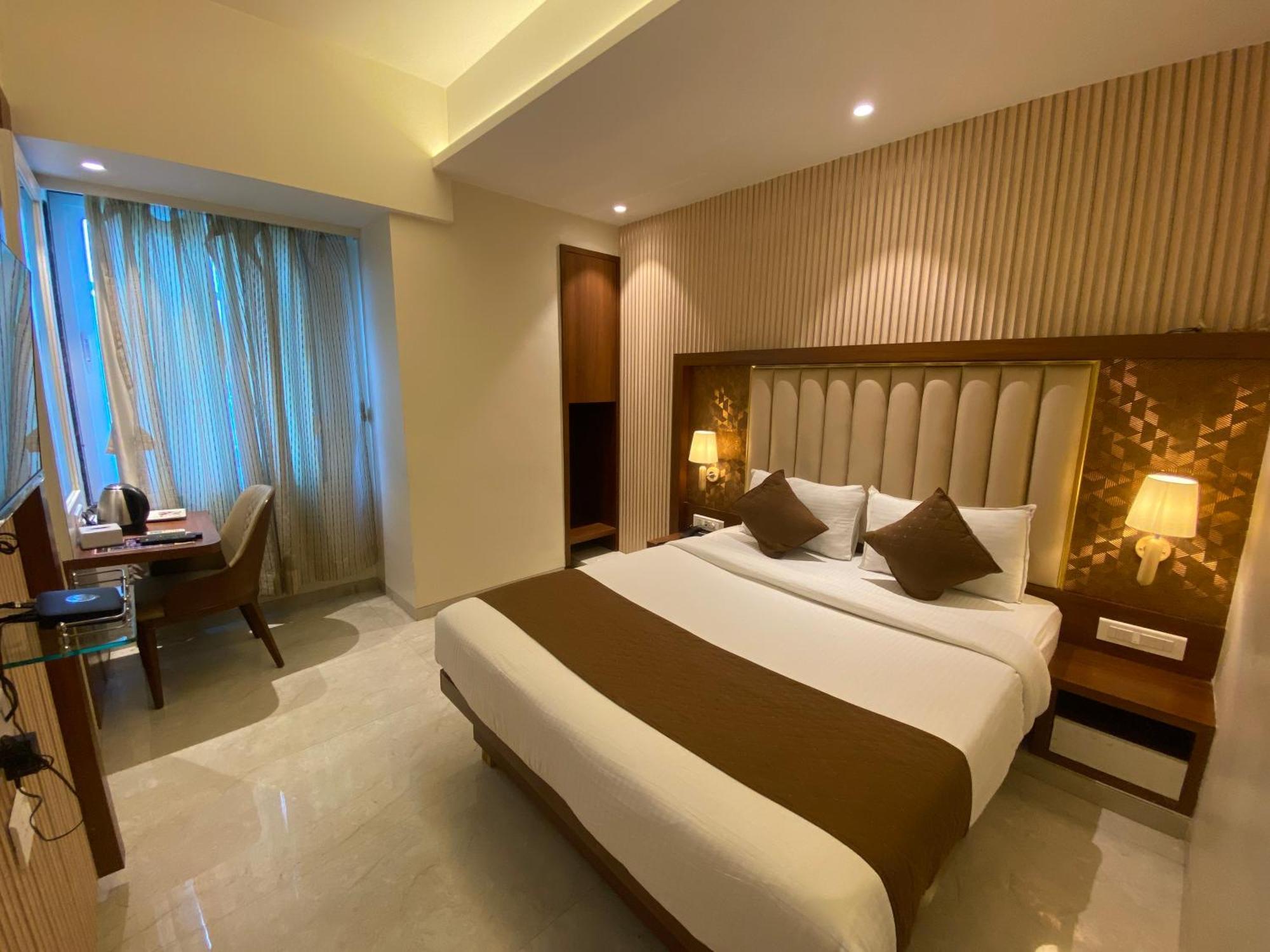 Hotel Czar Inn - Vashi 纳威孟买 外观 照片