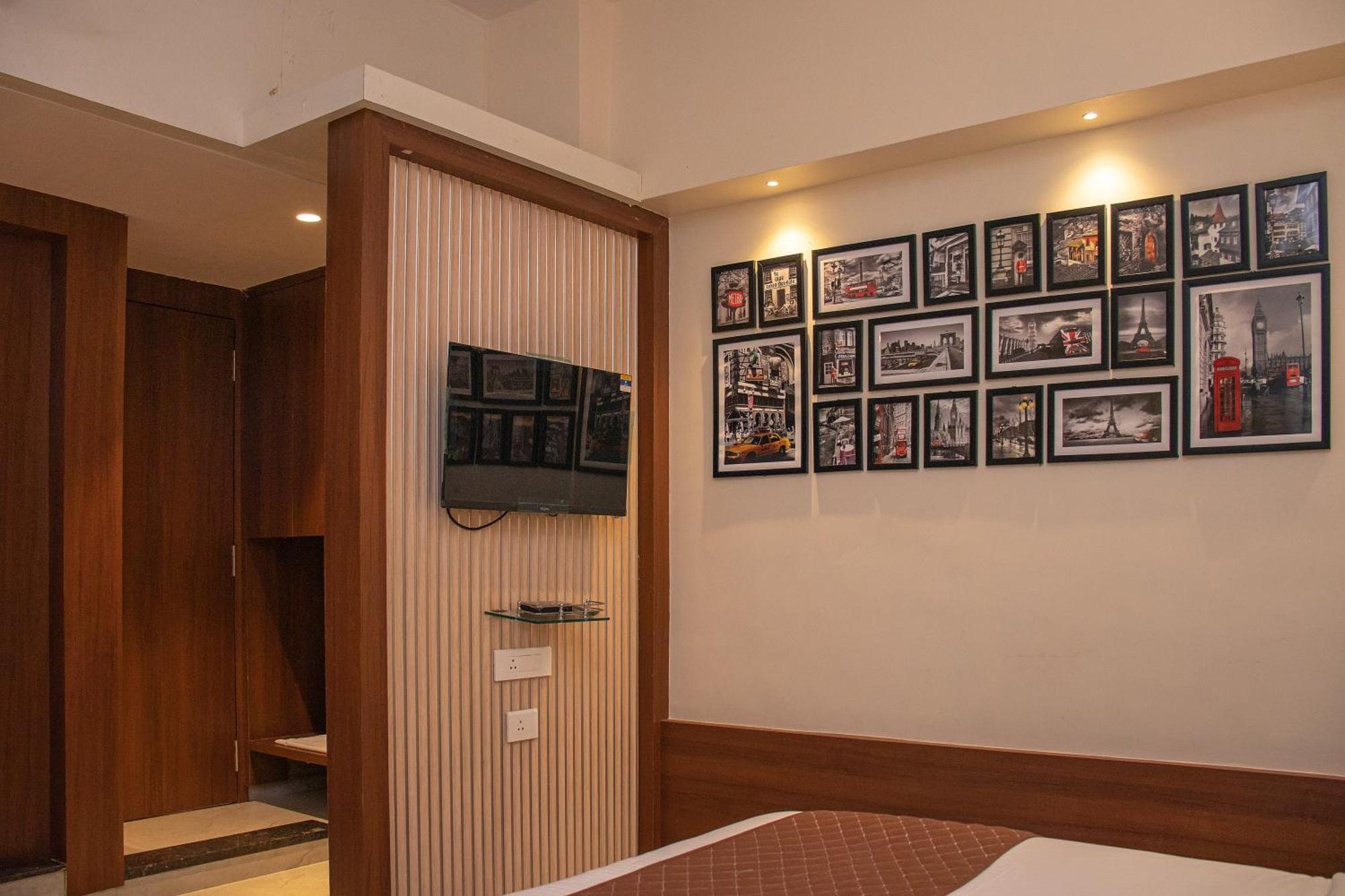 Hotel Czar Inn - Vashi 纳威孟买 外观 照片
